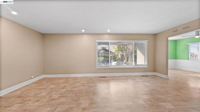 1269 1269 Gabriel Ct, San Leandro, CA 94577