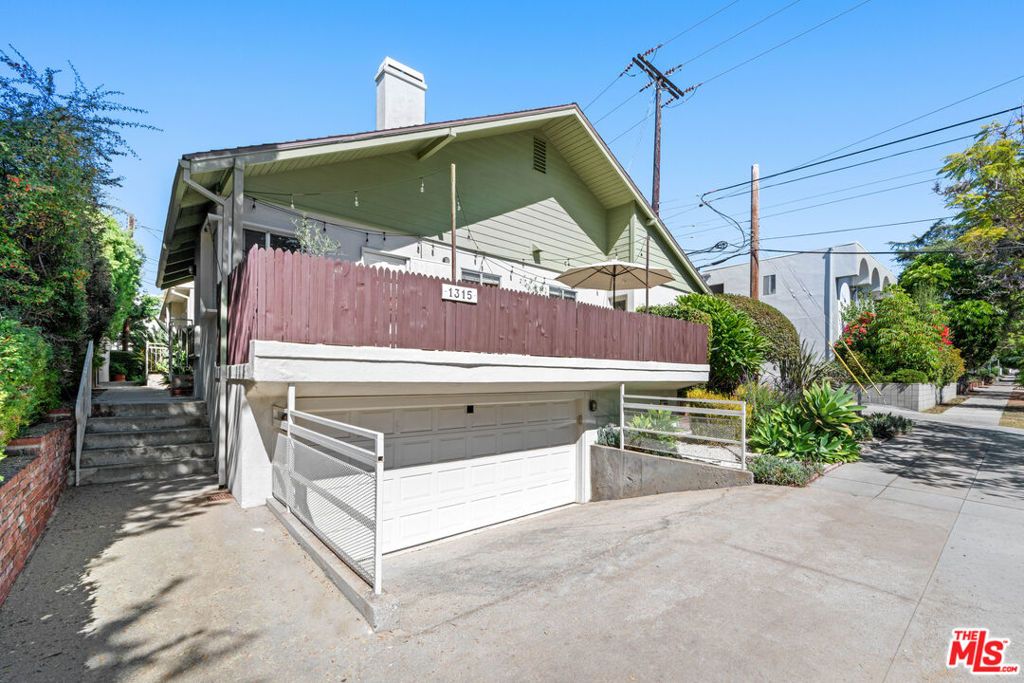 1315 Idaho Avenue, Santa Monica, CA 90403 — photo 3