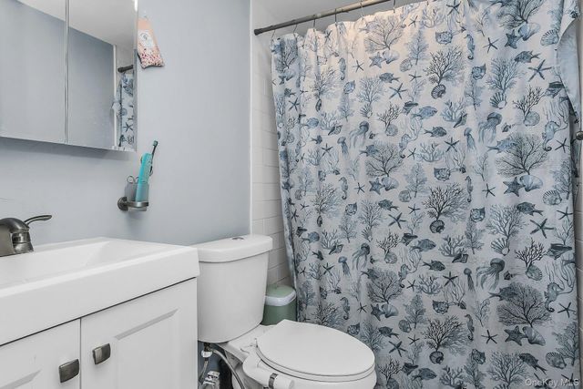 2911 Eagle Avenue, Medford, NY 11763