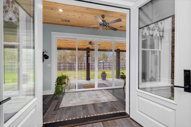 2101 MCWILLIAMS RD, Covington, TN 38019