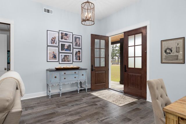 2101 MCWILLIAMS RD, Covington, TN 38019