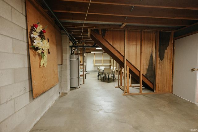 6900 W Franklin Road, Evansville, IN 47712