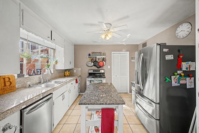 7420 N 58th Drive, Glendale, AZ 85301