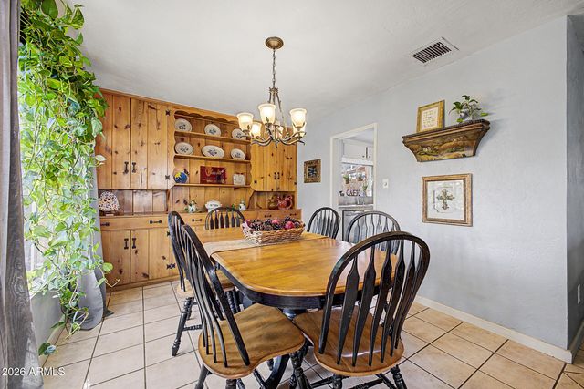 7420 N 58th Drive, Glendale, AZ 85301