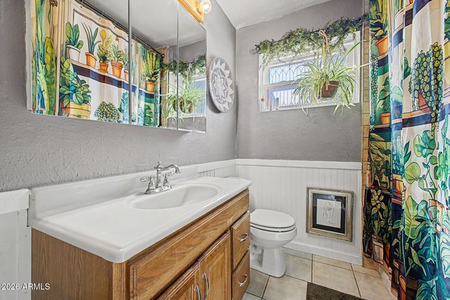 7420 N 58th Drive, Glendale, AZ 85301