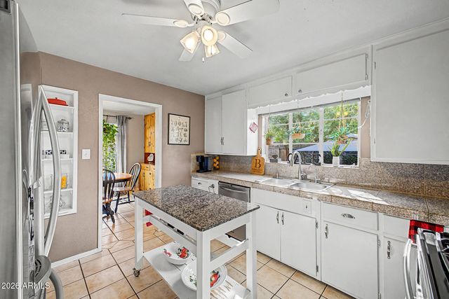 7420 N 58th Drive, Glendale, AZ 85301