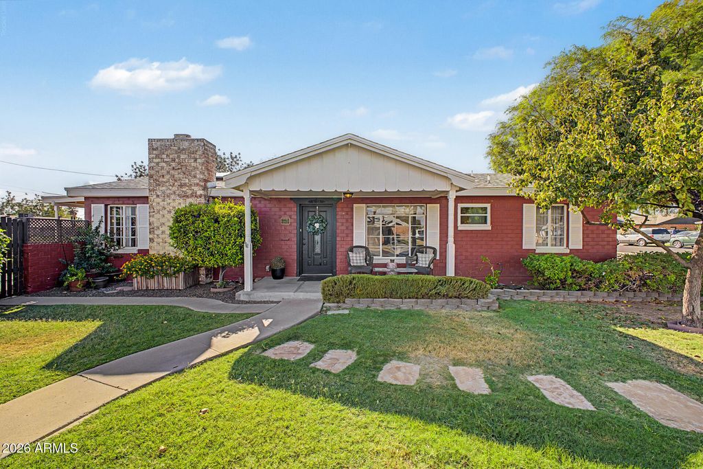 7420 N 58th Drive, Glendale, AZ 85301