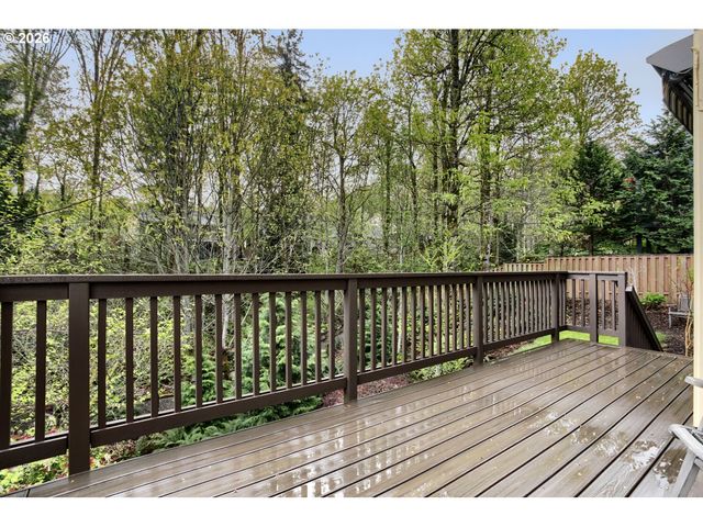 11682 Se CARTER Ln, Happy Valley, OR 97086