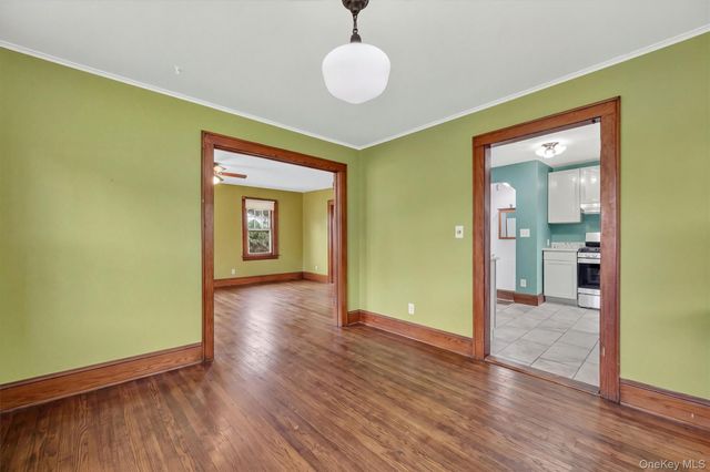 71 North Road, Highland, NY 12528