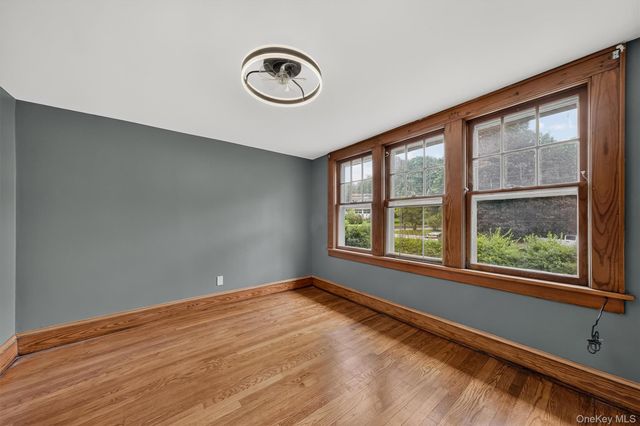 71 North Road, Highland, NY 12528
