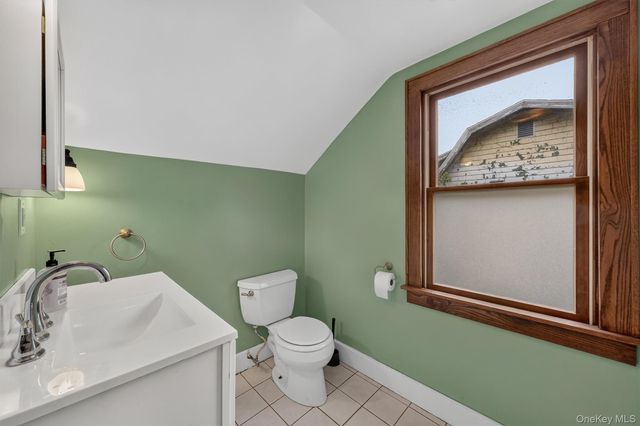 71 North Road, Highland, NY 12528