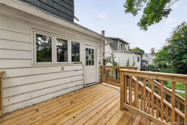 71 North Road, Highland, NY 12528