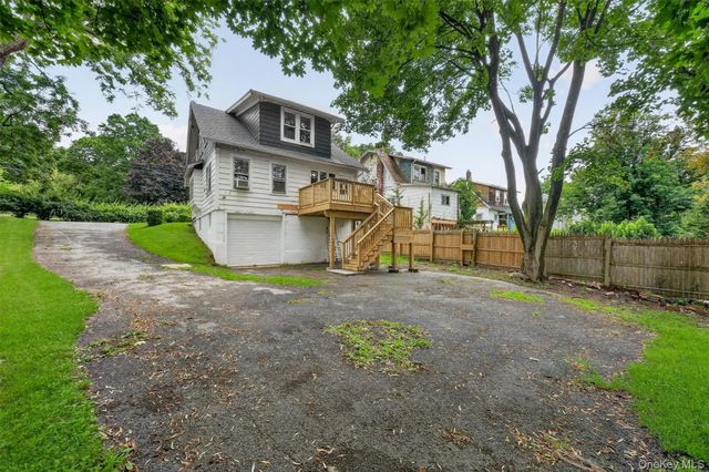 71 North Road, Highland, NY 12528