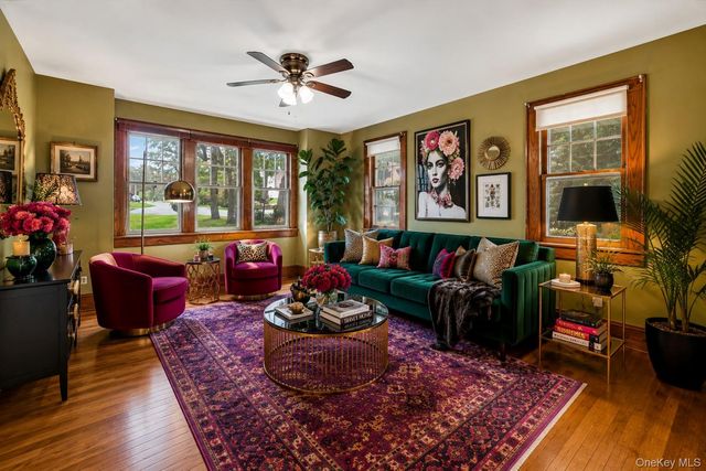 71 North Road, Highland, NY 12528