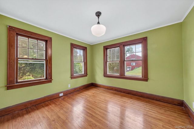 71 North Road, Highland, NY 12528