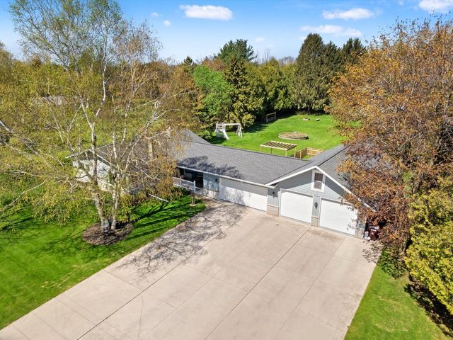 5204 S 10th STREET, Manitowoc, WI 54220