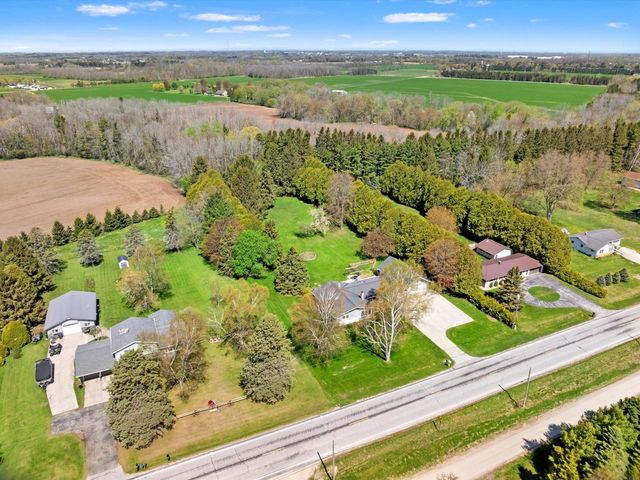 5204 S 10th STREET, Manitowoc, WI 54220