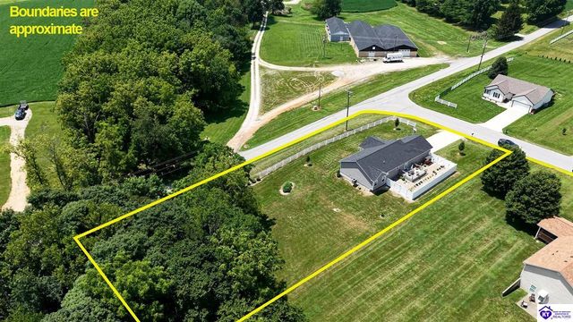 1588 Cecilia Smiths Mill Road, Cecilia, KY 42724
