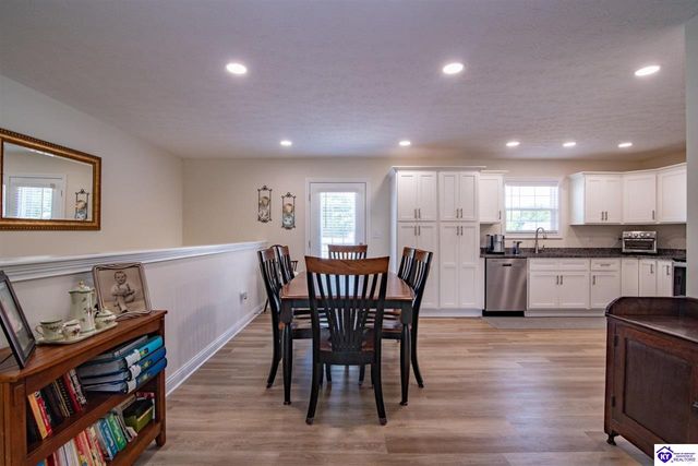 1588 Cecilia Smiths Mill Road, Cecilia, KY 42724