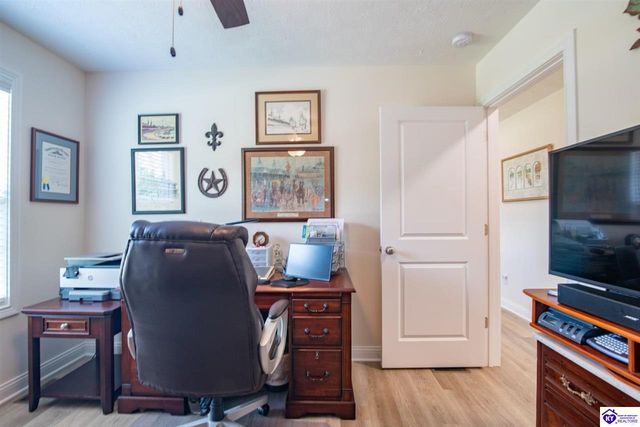 1588 Cecilia Smiths Mill Road, Cecilia, KY 42724