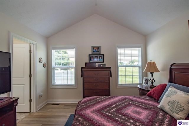 1588 Cecilia Smiths Mill Road, Cecilia, KY 42724