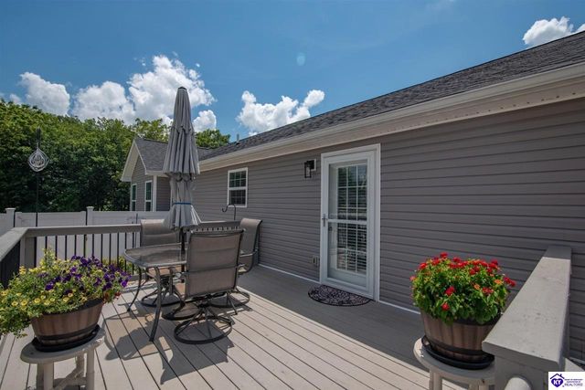1588 Cecilia Smiths Mill Road, Cecilia, KY 42724