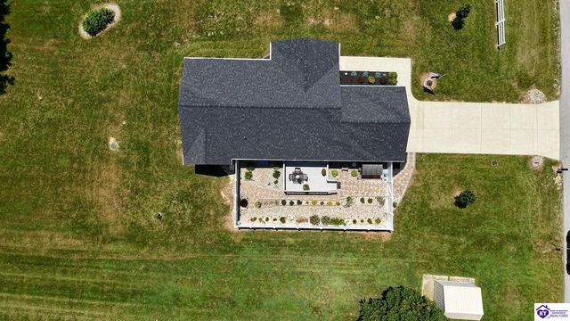 1588 Cecilia Smiths Mill Road, Cecilia, KY 42724