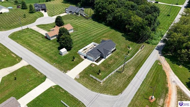 1588 Cecilia Smiths Mill Road, Cecilia, KY 42724