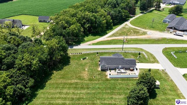 1588 Cecilia Smiths Mill Road, Cecilia, KY 42724
