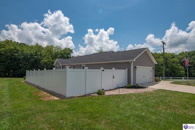 1588 Cecilia Smiths Mill Road, Cecilia, KY 42724