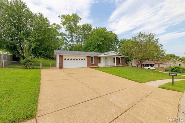 11540 Birchstone Court, Bridgeton, MO 63044