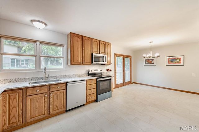 11540 Birchstone Court, Bridgeton, MO 63044