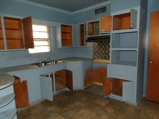 1262 N Main Street, Sumter, SC 29153