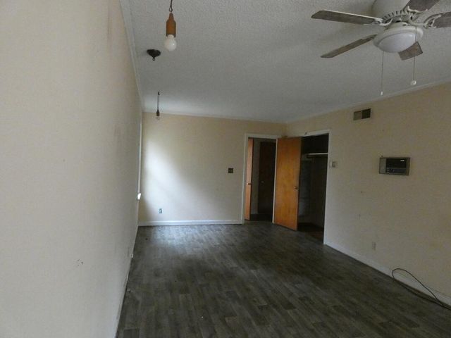 1262 N Main Street, Sumter, SC 29153