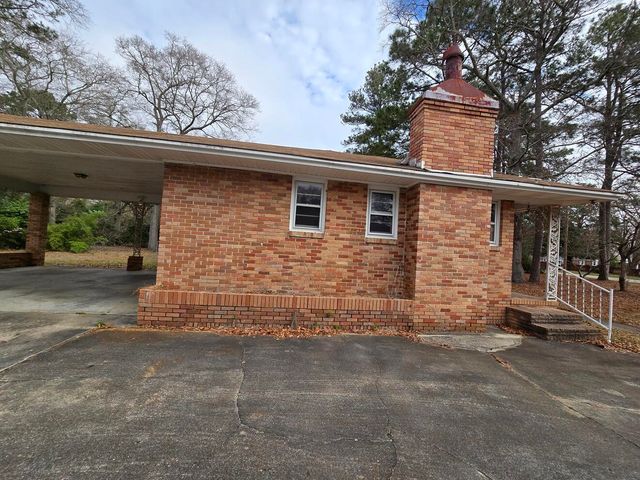 1262 N Main Street, Sumter, SC 29153
