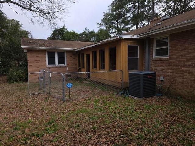 1262 N Main Street, Sumter, SC 29153