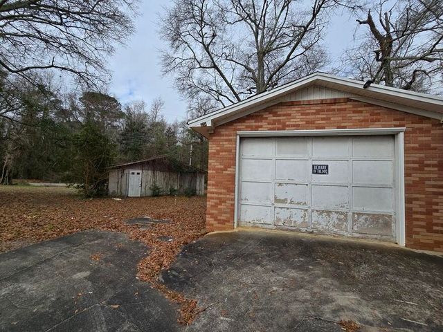 1262 N Main Street, Sumter, SC 29153