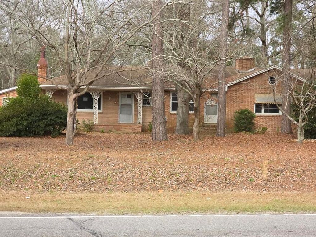 1262 N Main Street, Sumter, SC 29153