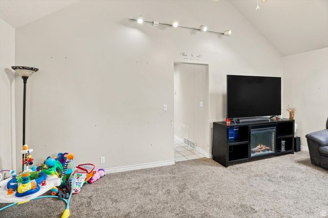 804 E CANYON RD, Ogden, UT 84401