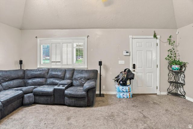 804 E CANYON RD, Ogden, UT 84401