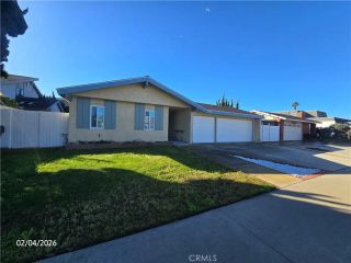 9042 Oceanwood, Huntington Beach, CA 92646