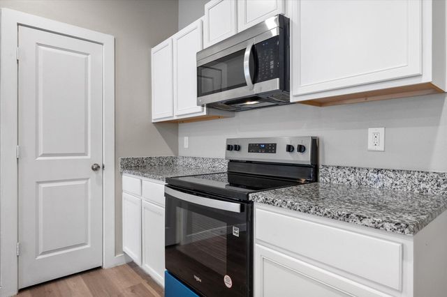 2010 Corpus Avenue, Wolfforth, TX 79382