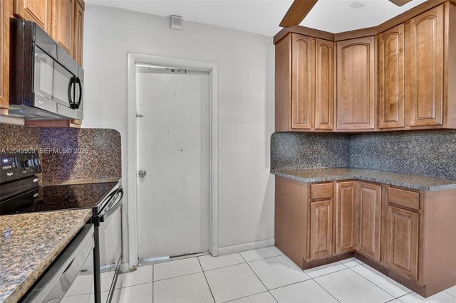130 NW 78th Avenue, Pembroke Pines, FL 33024
