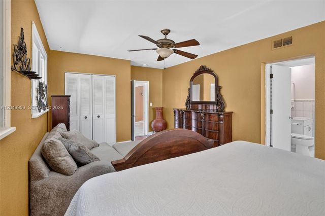 130 NW 78th Avenue, Pembroke Pines, FL 33024