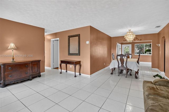 130 NW 78th Avenue, Pembroke Pines, FL 33024
