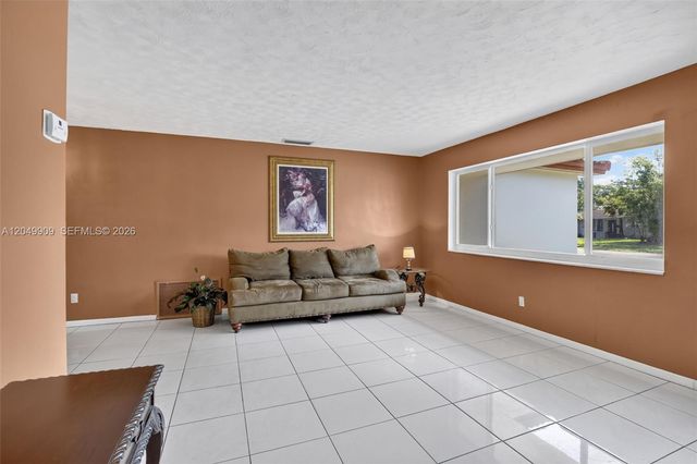 130 NW 78th Avenue, Pembroke Pines, FL 33024