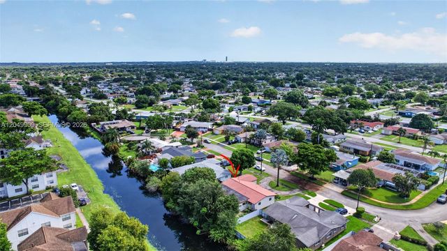 130 NW 78th Avenue, Pembroke Pines, FL 33024