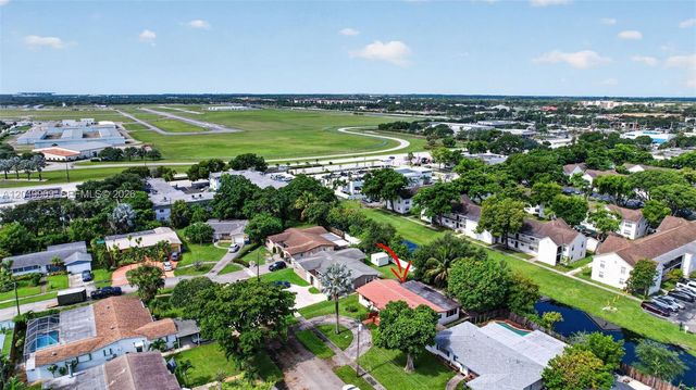 130 NW 78th Avenue, Pembroke Pines, FL 33024