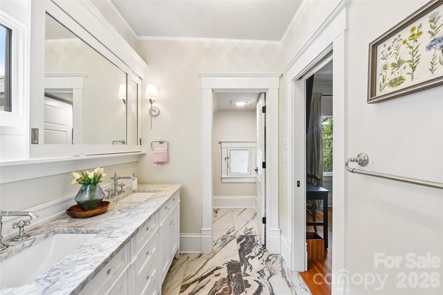 1000 Margaret Brown Street, Charlotte, NC 28202