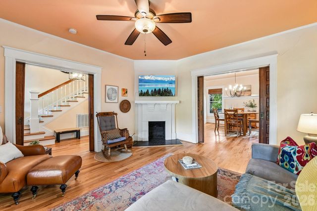 1000 Margaret Brown Street, Charlotte, NC 28202